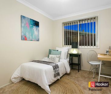 3 Bedroom Villa Peacefully Located in a Boutique Complex of Three! - Photo 3