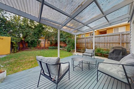 9 Aberdeen Street, Brunswick VIC 3056 - Photo 3