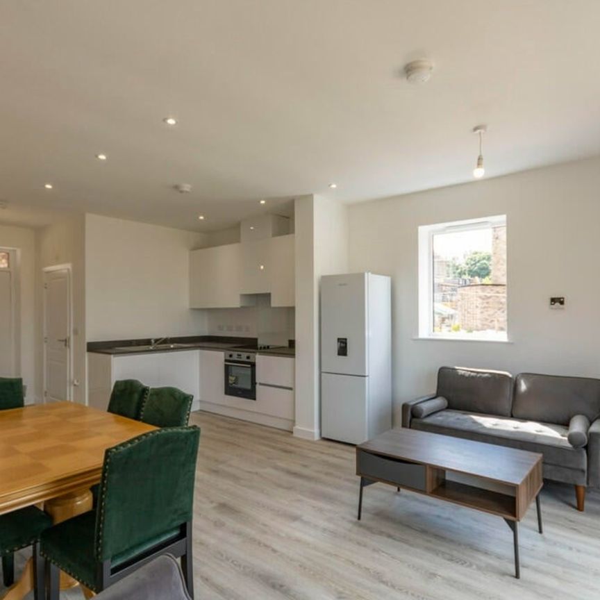 2 Bed End Terrace, Eden Avenue, B12 - Photo 1