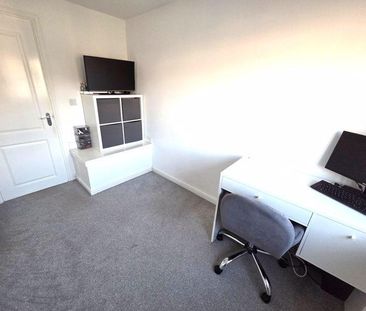 3 bedroom detached house to rent - Photo 5