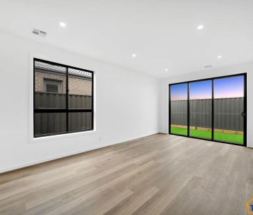 “!! Charming Brand New Family Home for rent in Tarneit !!” - Photo 3