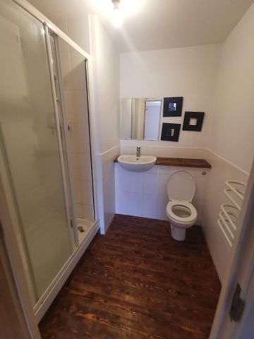 2 bedroom flat to rent - Photo 4