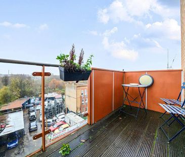 1 bedroom flat to rent - Photo 3