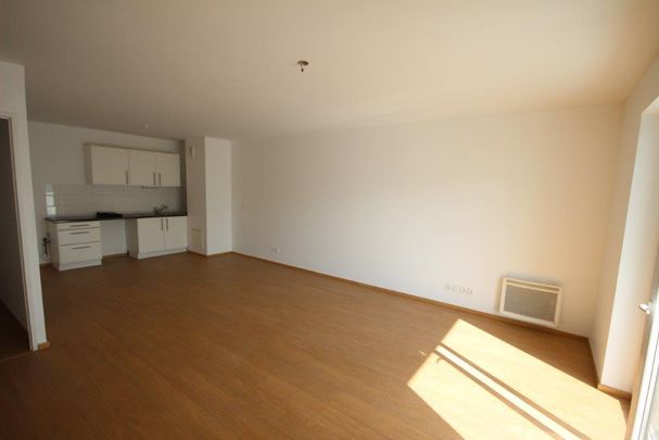 T2 de 56.72 m², rue Paul Lafargue, Place casquette réf 00382-206 - Photo 1