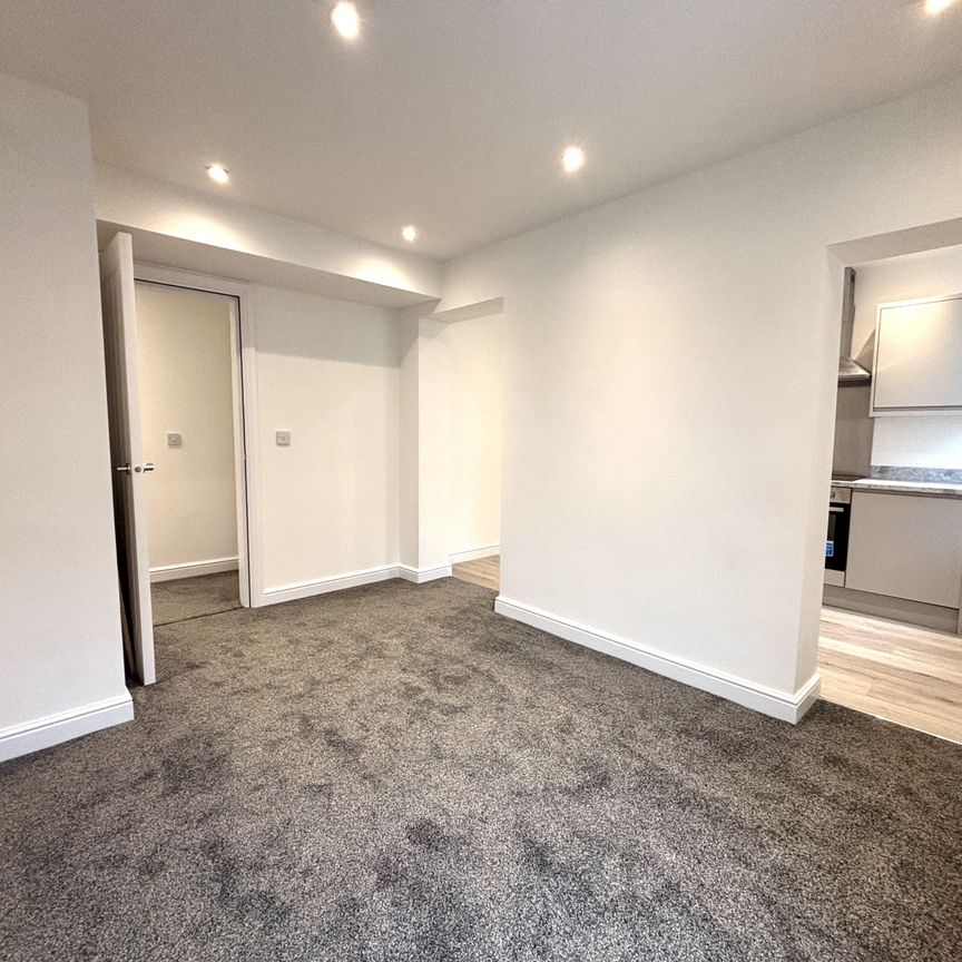 Wellington Street, Liverpool, Garston - Photo 1