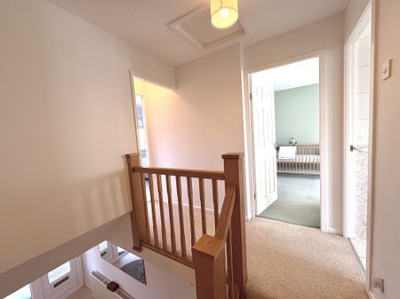 Oak Tree Close, Northwich, Barnton - Photo 4