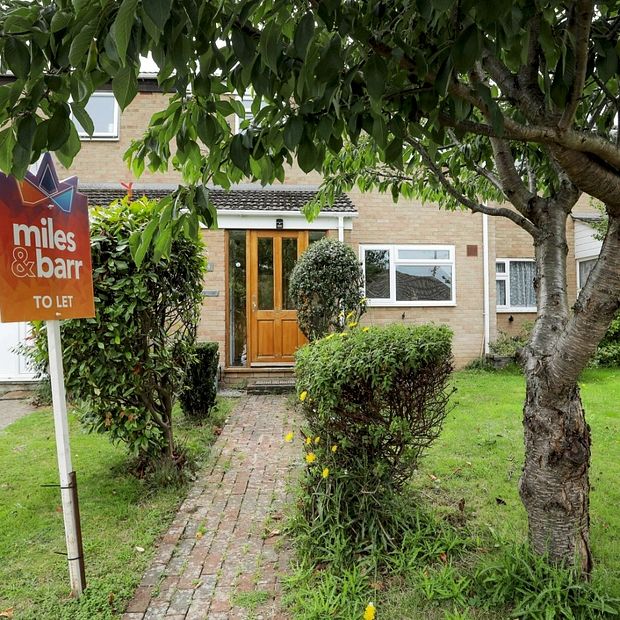Roselands, Walmer, Deal, CT14 7QE, Kent - Photo 1