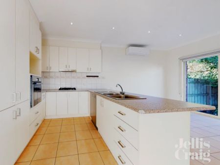 2/32 Adrian Street, Bentleigh East, Melbourne - Photo 5