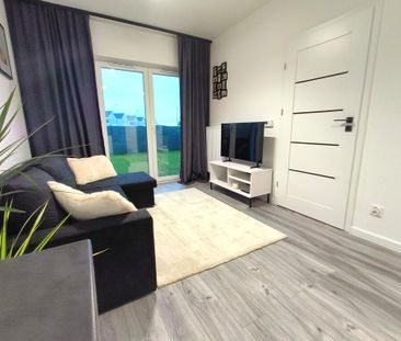 2-pokojowe mieszkanie z ogródkiem, Małe Błonia. - Photo 2