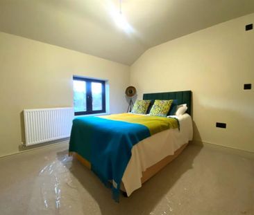 2 Bedroom Terraced To Let - Photo 3