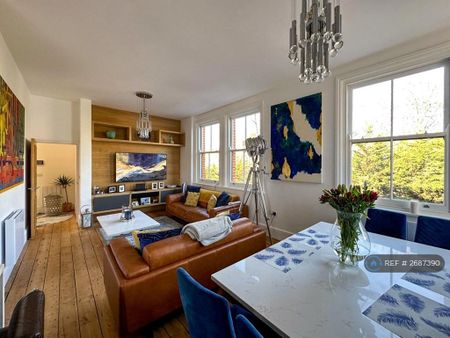 3 bedroom flat to rent - Photo 5