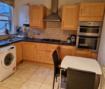 Room in a Shared House, Melrose Avenue, NW2 - Photo 3