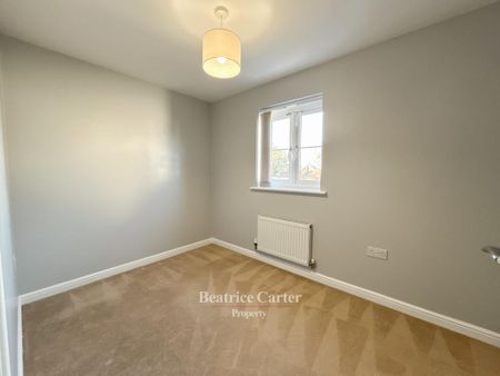 2 bedroom semi-detached house to rent - Photo 3