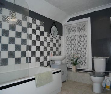 2 bedroom house to rent - Photo 2