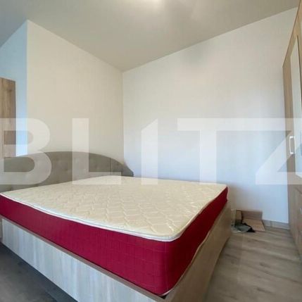 Apartament tip studio, modern, garaj, str. Paris - Photo 1