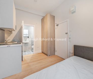 Uxbridge Road, London, W12 - Photo 2