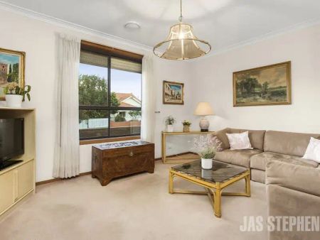“FAMILY HOME IN THE HEART OF FOOTSCRAY” - Photo 4