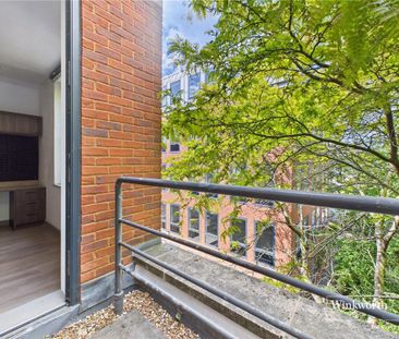 Studio to rent - Photo 3