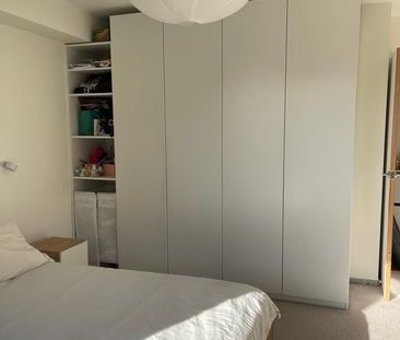 2 Bed Flat, Greenwich, SE10 - Photo 2