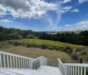 3 Bedroom House with Rural Views - Photo 3