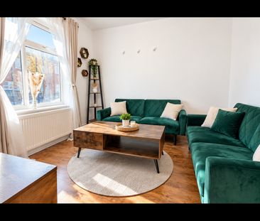 4 Bed Terraced House, Garfield Road, E13 - Photo 1