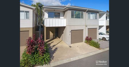 Air-conditioned family home with minimized garden maintenance and Solar Panel System - Photo 4