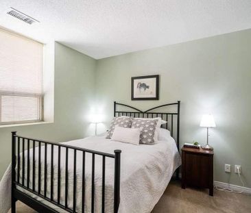 For Lease - 4198 Dundas Street Unit# 204, Toronto, Ontario - Photo 6