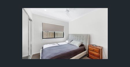 Modern Family Living in the Heart of Bloom Estate - Photo 3