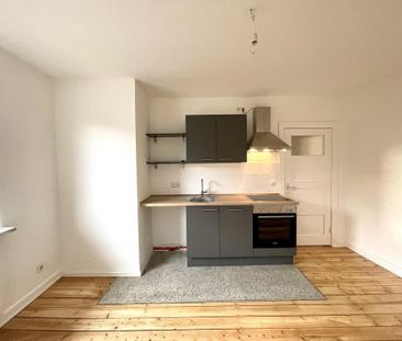 Schicke Altbau 2-Zi.-Wohnung mit EBK in Schwarzenbek - Photo 1