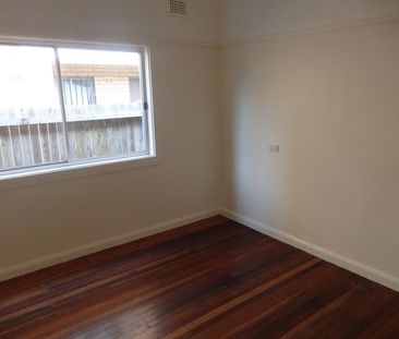 Walk to Westfields - Photo 5