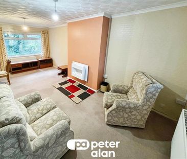 Woodfield Park Crescent, Woodfieldside, BLACKWOOD - Photo 5