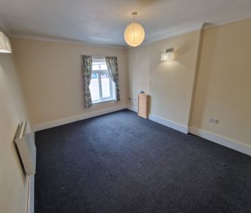 Church Street West, Radcliffe - Photo 3