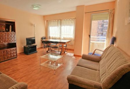 Carrer de Polo y Peyrolón, Valencia, Valencian Community 46021 - Photo 4