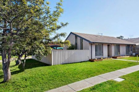 THIS PROPERTY FEATURES: - Photo 4