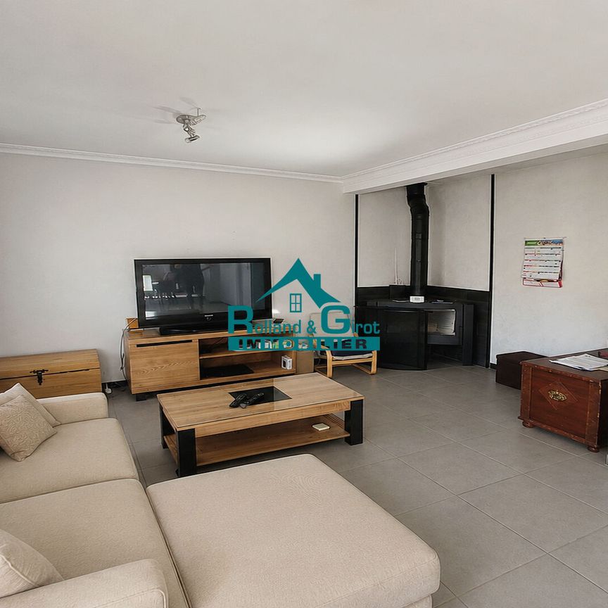 Location Maison 4 pièces 114m² - Photo 1