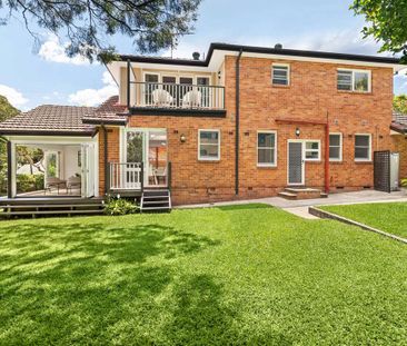 Expansive Family Home in Premier Location - Photo 1