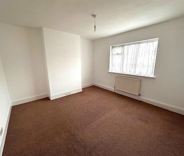 2 bedroom House To Let - Photo 3