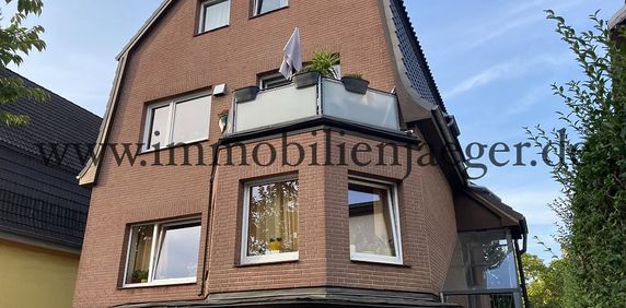 Fußnähe Zentrum Nienstedten - Altbau - Möblierte Dachwohnung mit extra Schlafetage im Spitzboden - Photo 2