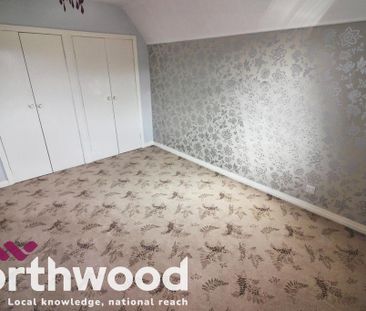 4 bedroom detached house to rent - Photo 6