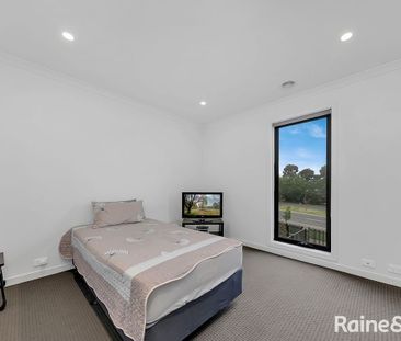 108 Marathon Boulevard, Craigieburn, VIC 3064 - Photo 3