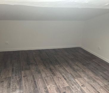 Location Appartement 3 pièces 57m² VILLENEUVE DE BERG 07170 - Photo 5