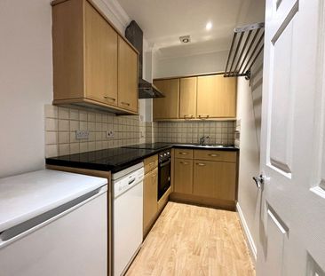 Cole Park Road, Twickenham, TW1 1JA - Photo 6