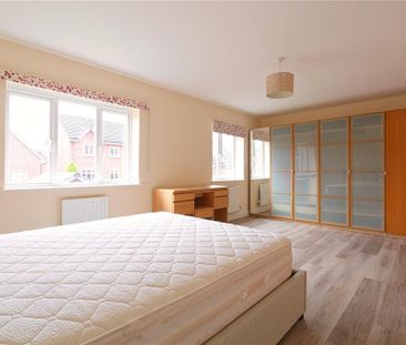 4 bedroom detached house to rent - Photo 4