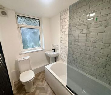 3 bedroom property to rent - Photo 4