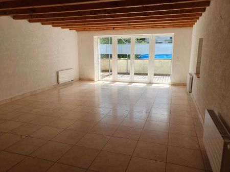 Large semi-detached house with terrace and shared garden - Foto 2