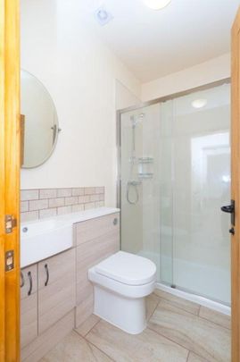 1 bedroom barn conversion to rent - Photo 1