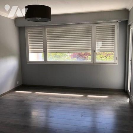 A LOUER REZE Mahaudière Appt T4 - 71 M2 - 3ème étage sans ascenseur - parking extérieur - Photo 4