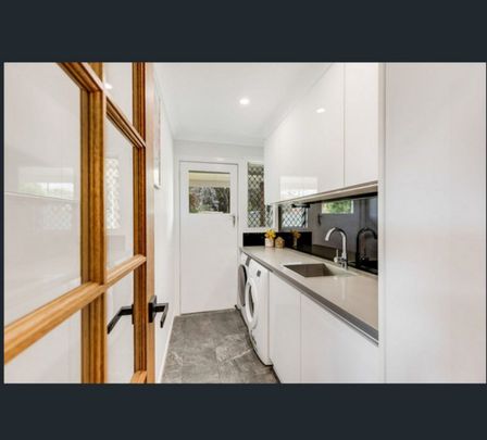 19 Skehan Street, Centenary Heights, Qld 4350 - Photo 1