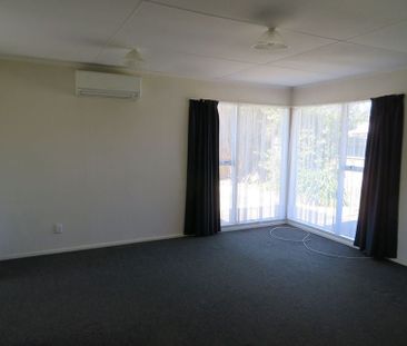 Quiet Rear Unit – 634C Fergusson Drive, Upper Hutt - Photo 1