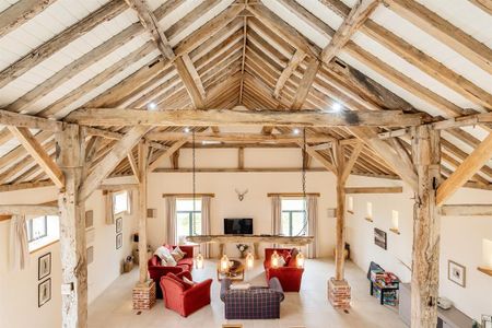 4 bedroom barn conversion to rent - Photo 3
